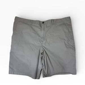 Magellan Outdoors Men's Gray Casual Shorts 44W Flat Front